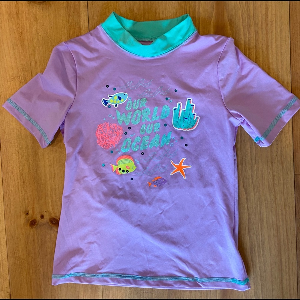 Cat & Jack Short Sleeve Rashguard Sun Shirt Sz 7/8